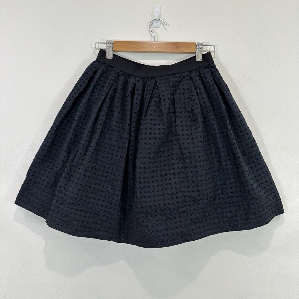 3/$15 Uniqlo Navy Blue Textured Mini Skirt